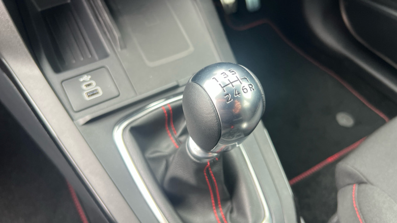 Ford Puma 1.0 EcoBoost Hybrid mHEV ST-Line 5dr Petrol Hatchback